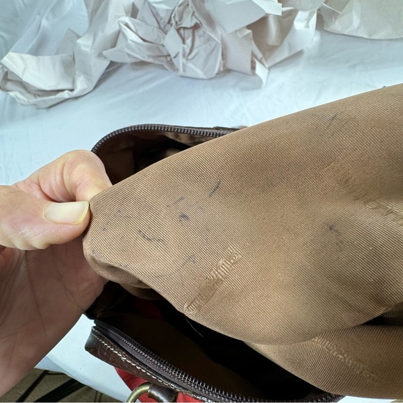 Puntotres Red Leather Large Rounded Satchel Hand Bag - Picture 8 of 12